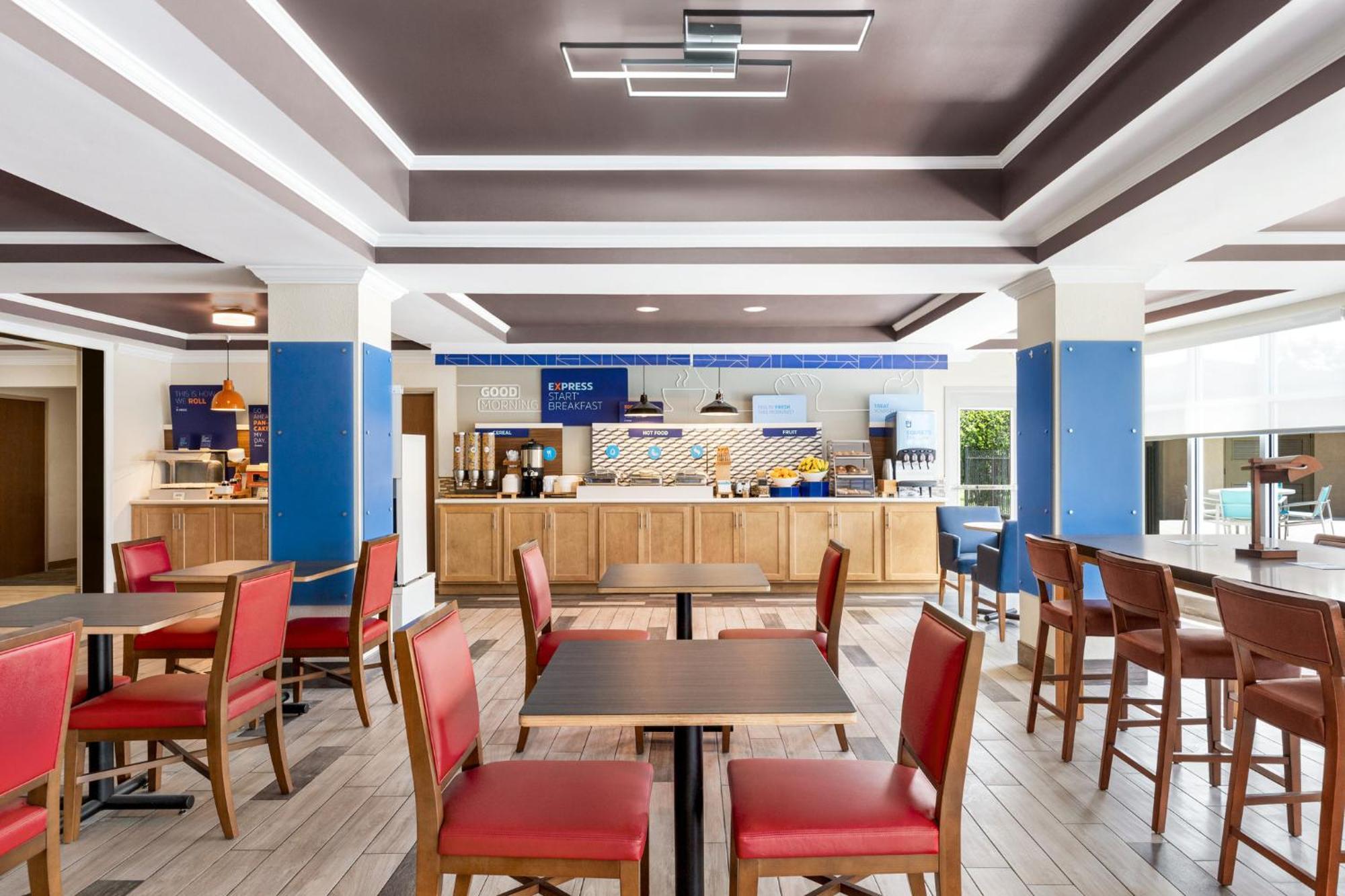 Holiday Inn Express Hotel & Suites Live Oak By Ihg Екстер'єр фото