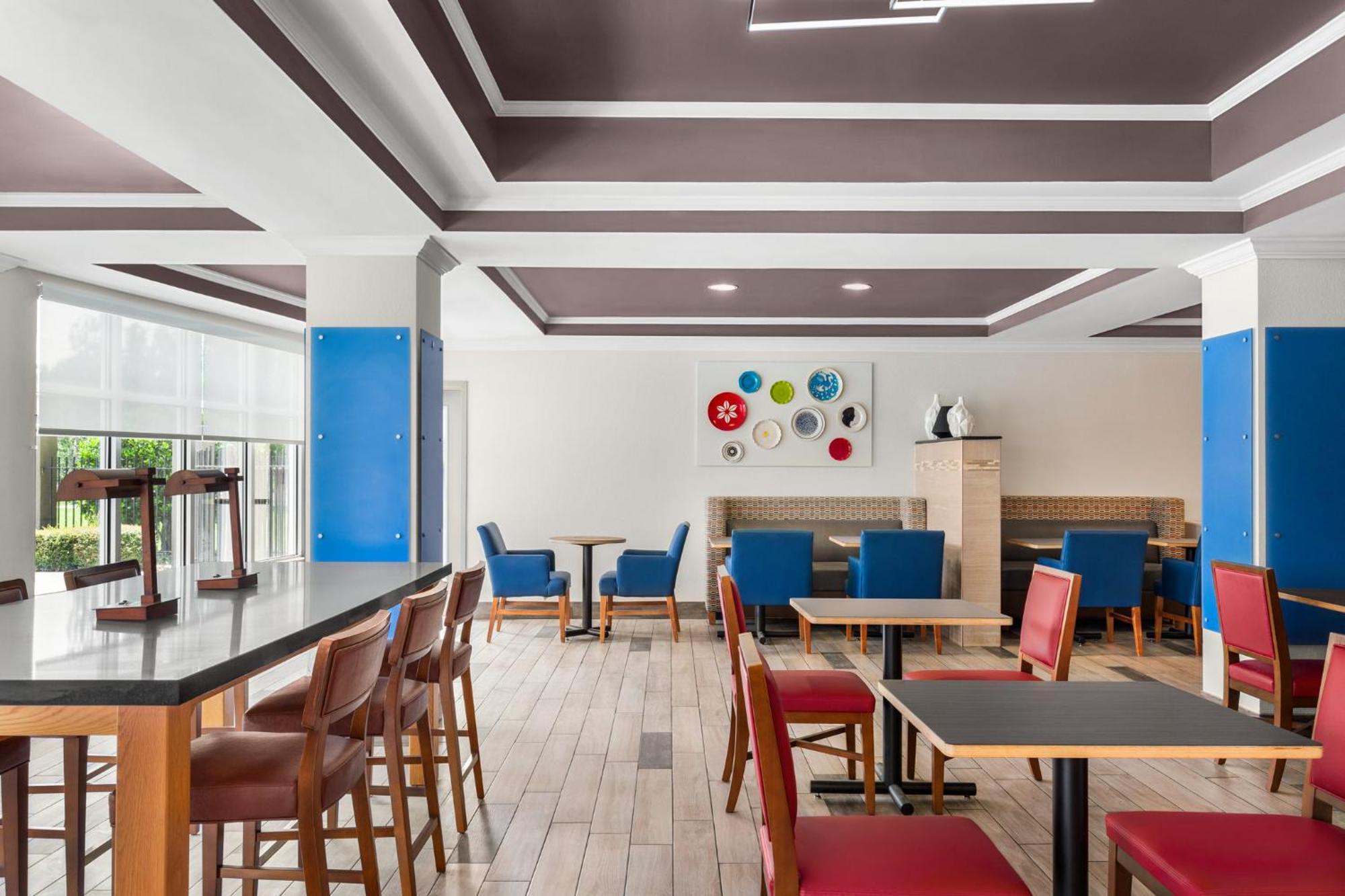 Holiday Inn Express Hotel & Suites Live Oak By Ihg Екстер'єр фото