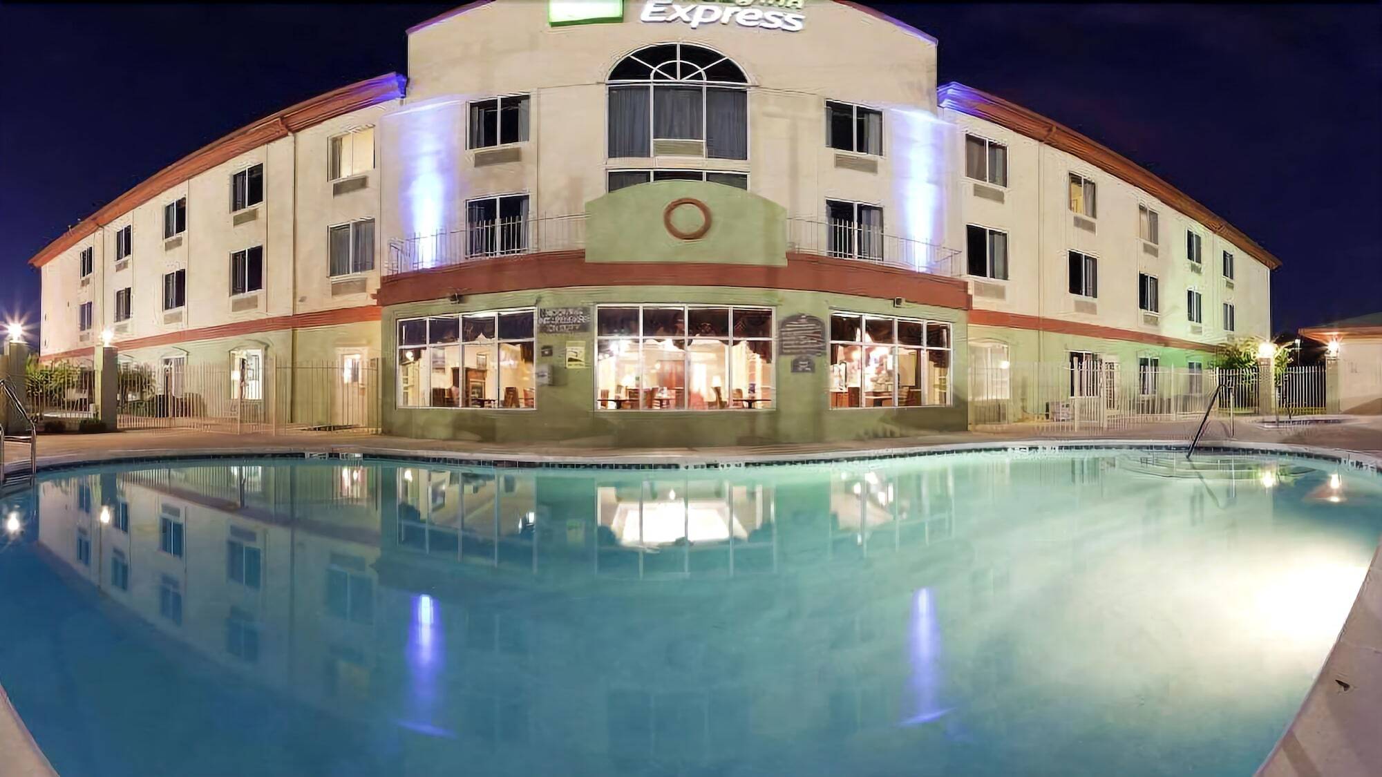 Holiday Inn Express Hotel & Suites Live Oak By Ihg Екстер'єр фото